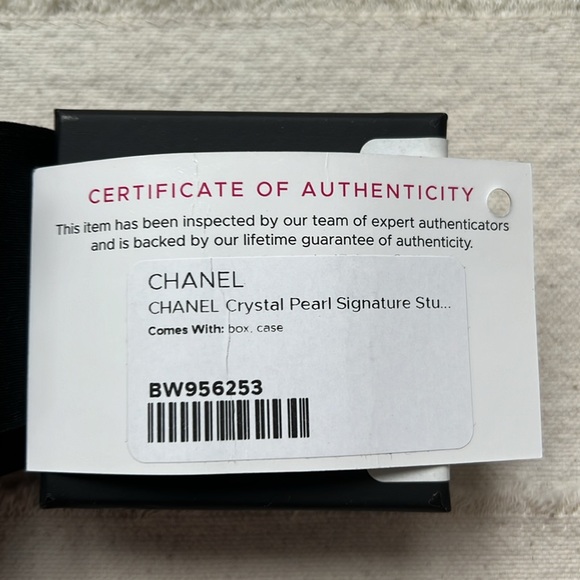 Chanel Signature Earrings - Picture 5 of 10